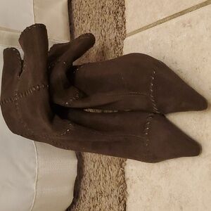 BCBG brown faux suede boots